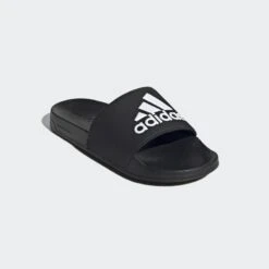 ADIDAS Adilette Shower Badslippers 11 ADIDAS Adilette Shower Badslippers -Quechua Schoenen Verkoopwinkel adilette shower badslippers 11