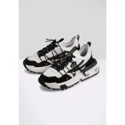 Damestrainers Fila UPGR8 H -Quechua Schoenen Verkoopwinkel damestrainers fila upgr8 h 4