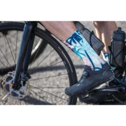 Rogelli Fietssokken Heren - Hawaii -Quechua Schoenen Verkoopwinkel fietssokken heren hawaii 3