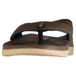 Slippers Voor Heren 950 12 Slippers Voor Heren 950 -Quechua Schoenen Verkoopwinkel slippers voor heren 950 bruin 2