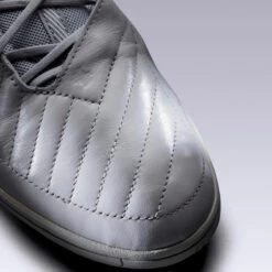 Kipsta Zaalvoetbalschoenen Ginka 900 Leer -Quechua Schoenen Verkoopwinkel zaalvoetbalschoenen ginka 900 leer grijs 11